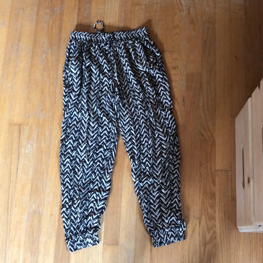designed cuffed joggers